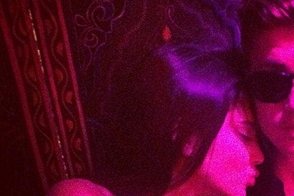 justin bieber and kendall jenner kiss