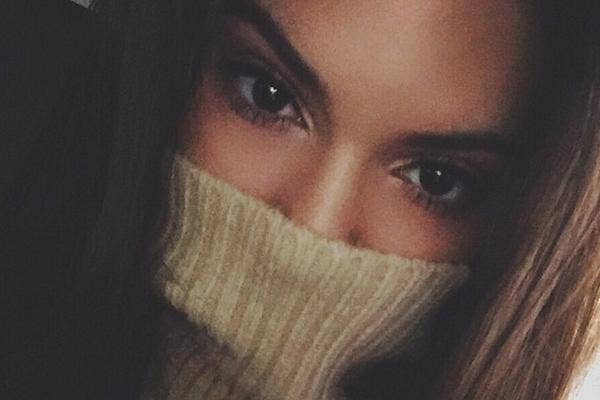 Kendall Jenner Sweater Weather