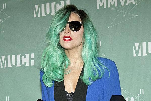 lady gaga blue hair much music video awards