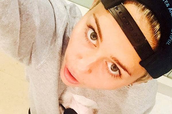 miley cyrus no makeup