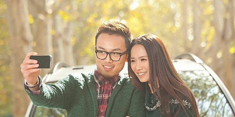 Date Night Ideas: Fun Thanksgiving Activities For Couples Date Night Ideas: Fun Thanksgiving Activities For Couples