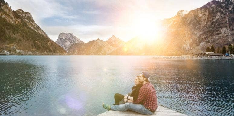 zodiac signs that fall in love at first sight zodiac signs that fall in love at first sight