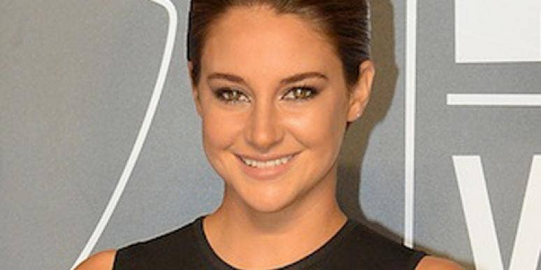 Shailene Woodley at the 2013 MTV Movie Awards Shailene Woodley at the 2013 MTV Movie Awards