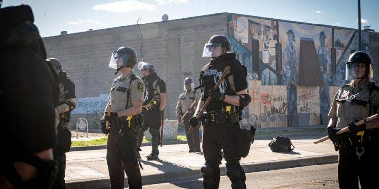 What Is Kettling? Understanding The Controversial Police Tactic What Is Kettling? Understanding The Controversial Police Tactic