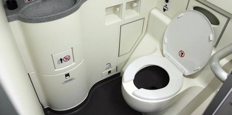 What Is The Coronavirus Challenge? Influencer Goes Viral For Encouraging Followers To Lick Airplane Toilet Seat — Watch What Is The Coronavirus Challenge? Influencer Goes Viral For Encouraging Followers To Lick Airplane Toilet Seat — Watch