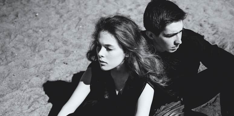 10 Hard-To-Accept Signs Your Relationship Has No Future unhappy couple