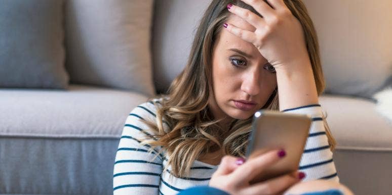 10 Signs You Need To Dump Your Overly Negative Friend woman texting