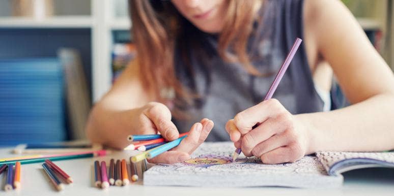 Adults Who Color Are WAY Less Stressed, According To Science Adults Who Color Are WAY Less Stressed, According To Science