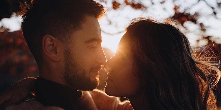 The Two Types Of People In Relationships (And How They Affect Each Other) couple embracing