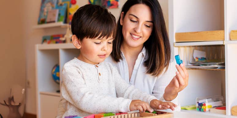 Public school teacher, homeschooling her own kids.
