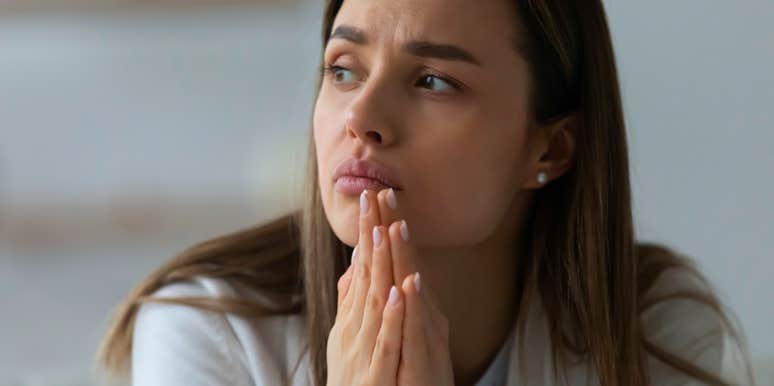 Innocent Habits That Destroy A Woman’s Feminine Energy