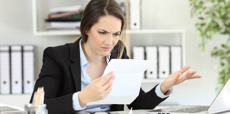 receptionist never learned how to read cursive