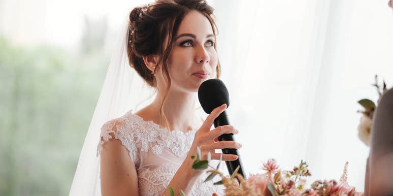 bride talking about her mother in her wedding speech