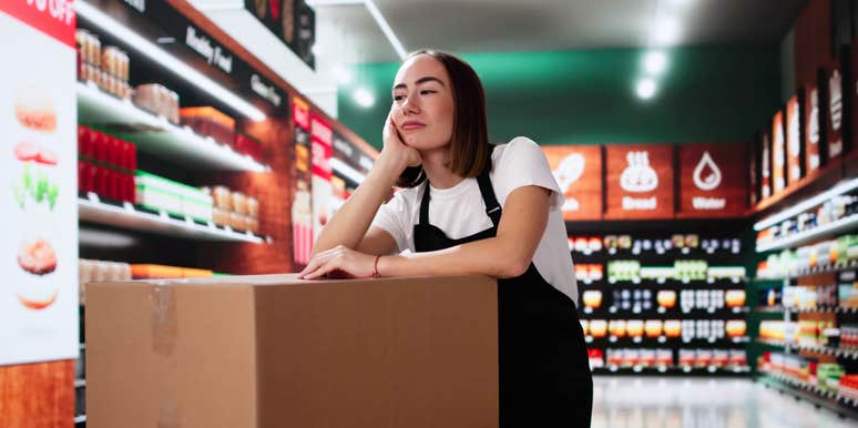 hourly worker who would rather be salaried and living paycheck-to-paycheck