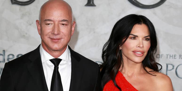 Jeff Bezos Lauren Sanchez Things Make No Sense About Wedding