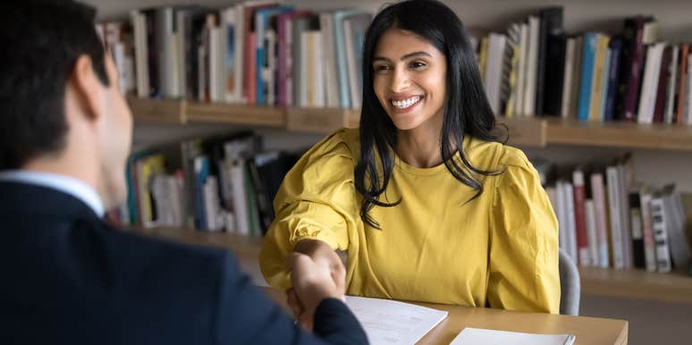 recruiter and job candidate
