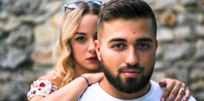 super subtle signs a woman is lying to you 