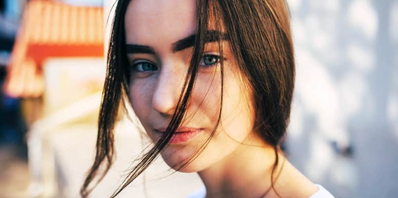 Woman who doesn't like socializing but wants to meet the one 