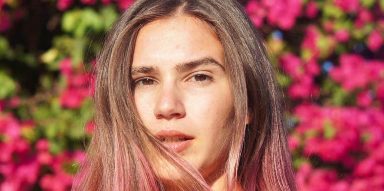 Color quiz guesses intelligence level.