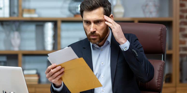 Boss Accidentally Sends Spreadsheet With Entire Staff’s Salary To Worker