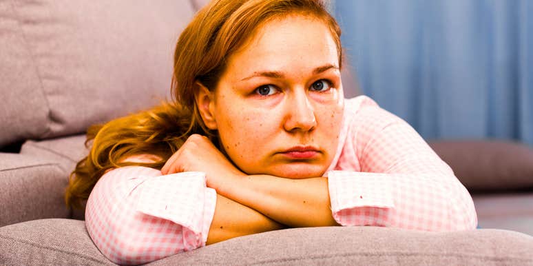 Things People Do Every Day That Secretly Drain Their Confidence