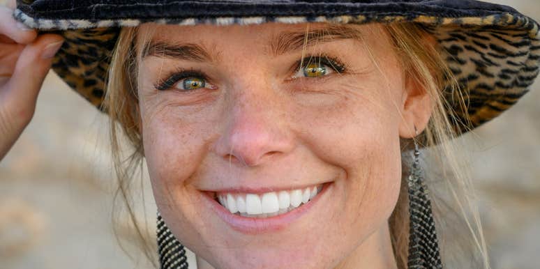 Men swipe right on smile.