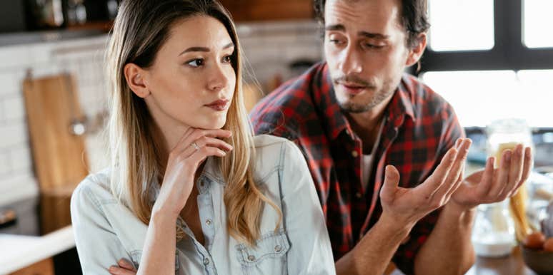 Wife Threatens To Kick Husband Out If He Attends Thanksgiving NFL Game