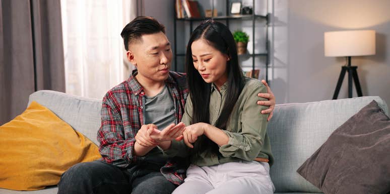 This Extramarital Affair Line In A Hand Can Reveal If Someone Is A Cheater, According To Palmistry