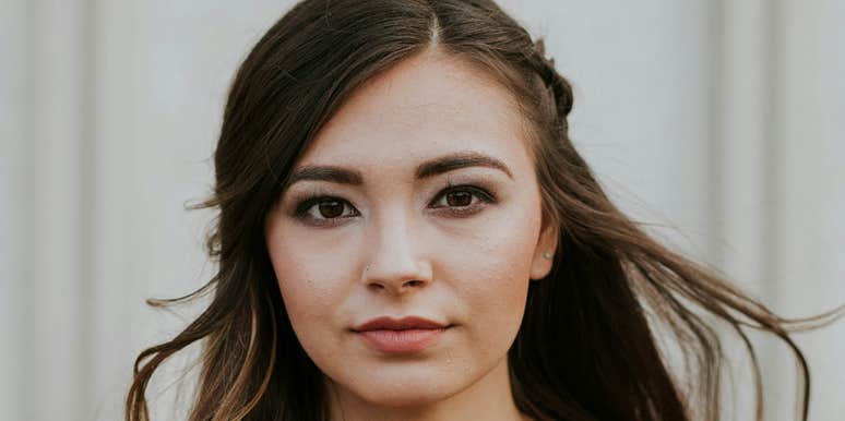 Woman's behaviors show psychic intelligence.