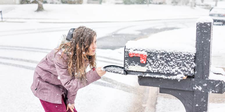 Mail Carrier Was Suspended Without Pay After Complaining About Working During Snowstorm