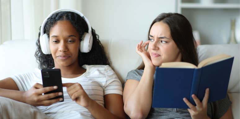 People Who Are Burned Out By Tech Doing These 4 Things To Go Analog In 2026