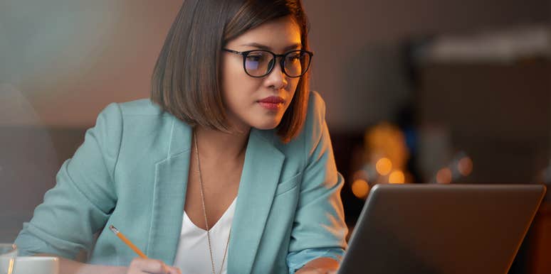 odd signs only highly intelligent person job