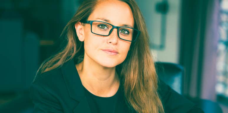 People Who Never Post Their Personal Life Online Usually Share These Sneaky Habits