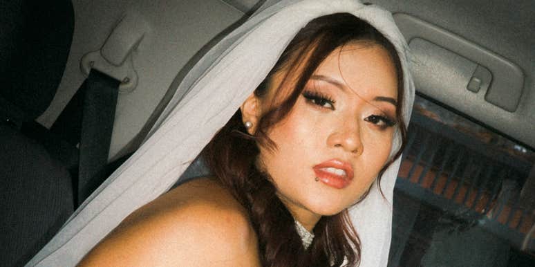 bride fiance reaction wedding requests red flag