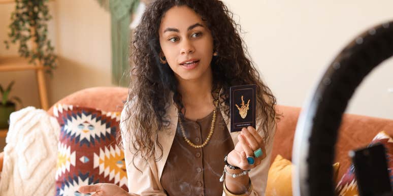 TikTok psychic using tarot cards