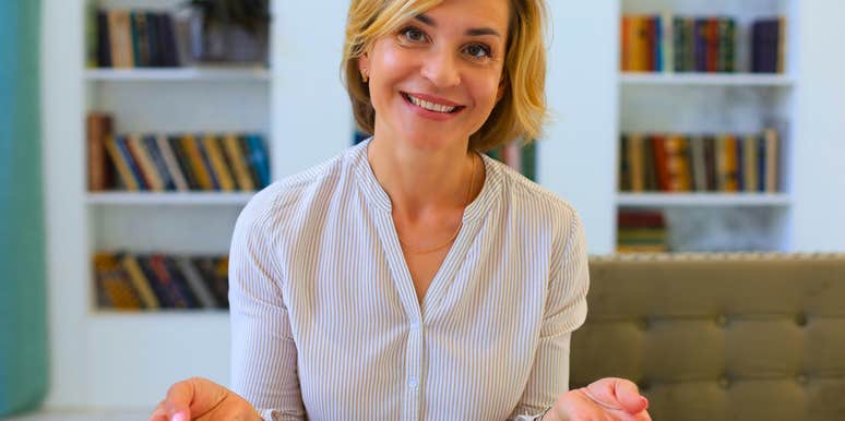 Women Who Prefer To Isolate Themselves More As They Get Older Usually Have High IQ Traits