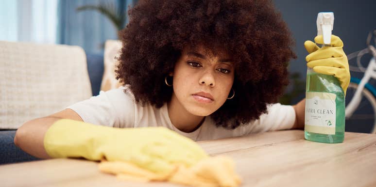 former professional cleaner shares how clean house two hours