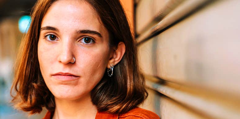 you can easily spot an anxious person by habits they usually don't even realize they have