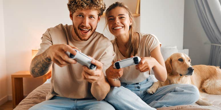 reasons couples play video games together happier relationships