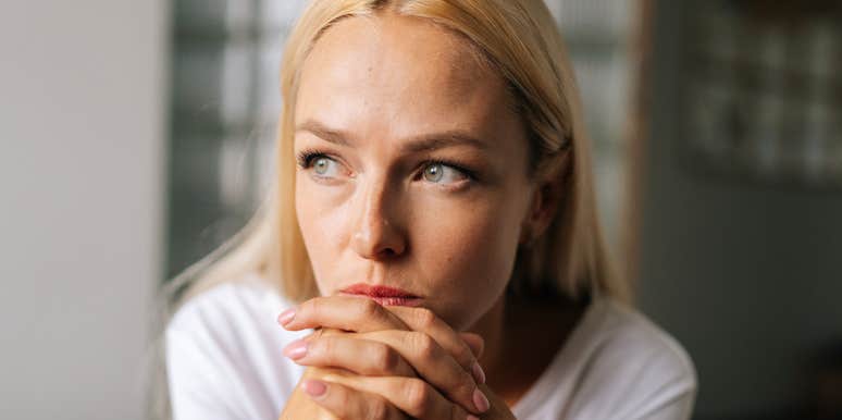 Woman is clueless in conversation.