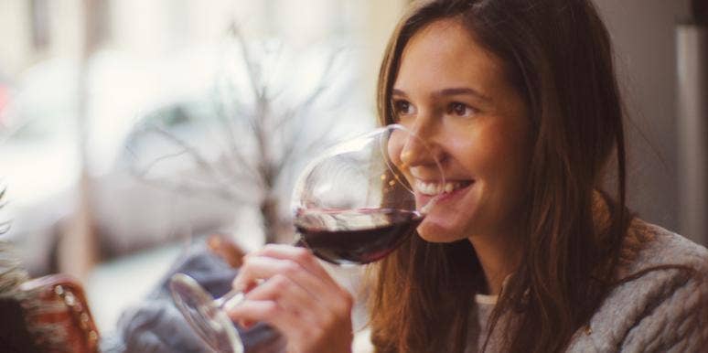 Drinking A Glass Of Wine Before Bed Helps With Weight Loss Drinking A Glass Of Wine Before Bed Helps With Weight Loss