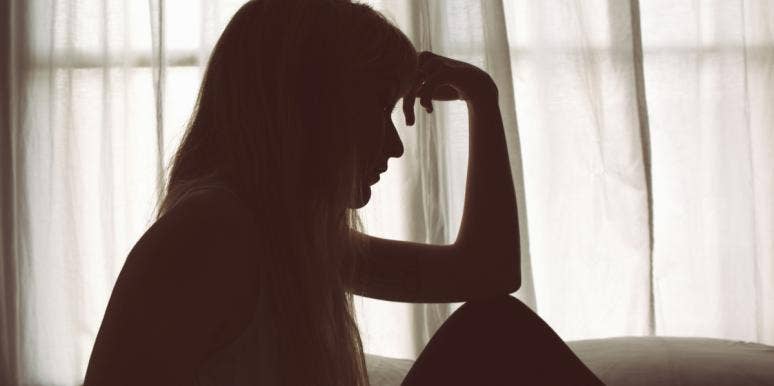 3 Ways Traumatic Childhood Event Seriously Hurt Your Adult Relationships sad woman