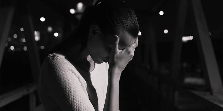 40 Guaranteed Ways To Ruin Your Own Life (Without Even Noticing It) upset woman