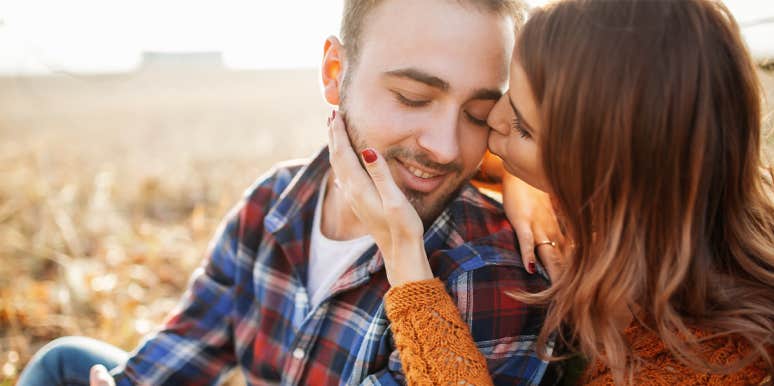 5 Traits All Happily Married Men Have happy couple