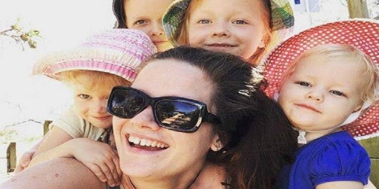 Why Telling Your Daughter To Be A 'Good Girl' Is An Epic Mistake feminism self-esteem