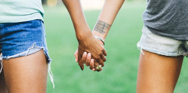 6 Bizarre Reasons You Should Marry A Righty (Says Science) 6 Bizarre Reasons You Should Marry A Righty (Says Science)
