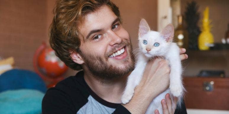 6 Freaky Behaviors Men Have That Are EXACTLY Like Cats 6 Freaky Behaviors Men Have That Are EXACTLY Like Cats