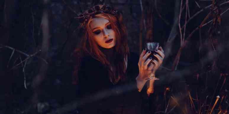 6 Witchy Zodiac Signs, According To Astrology 6 Witchy Zodiac Signs, According To Astrology