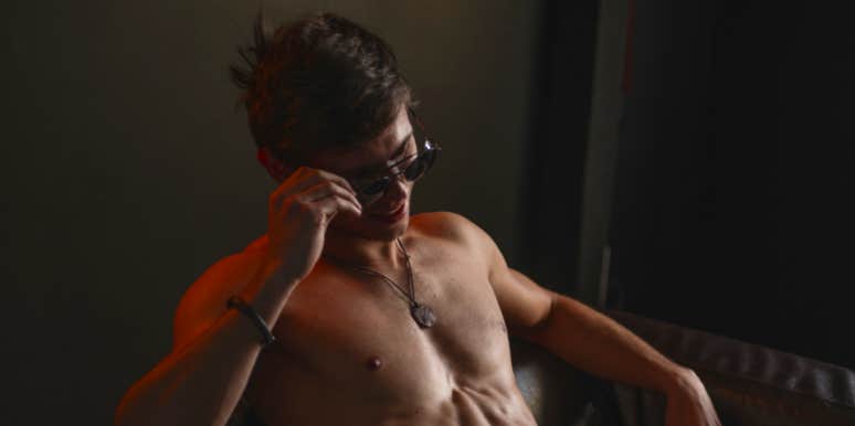 6 Signs Of A Narcissist That Are Super Easy To Miss narcissist man