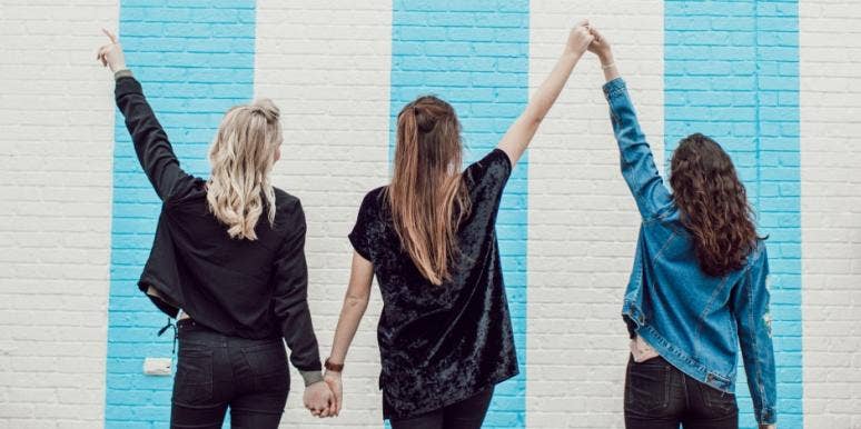 How To Be A Good Friend & Create Friendships With An Unbreakable Bond